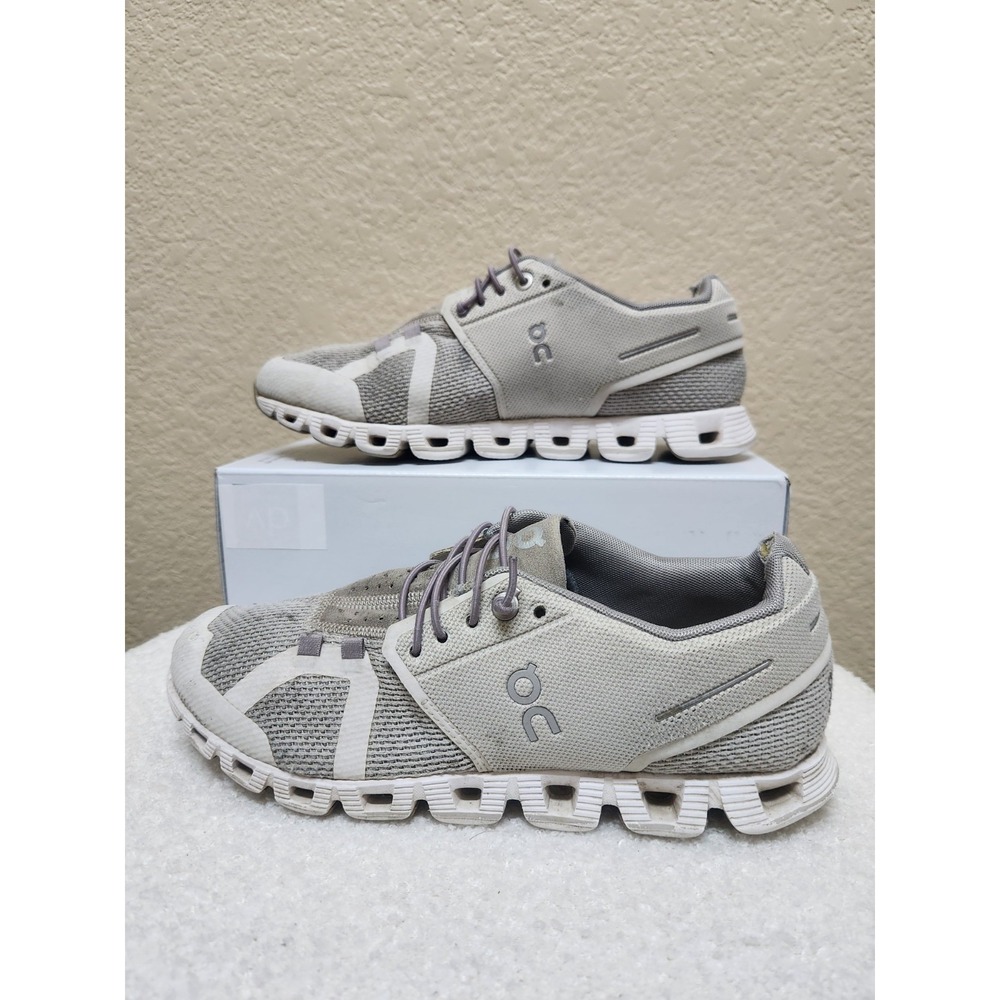 On Cloud 5 Women's 7.5 Pearl Frost Running Shoes Sneakers Lightweight 59.98157